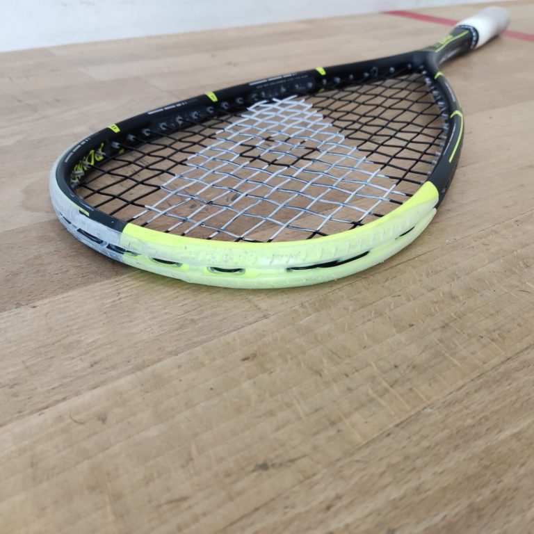Tests et avis pour bien choisir sa raquette de squash